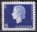 Stamps Canada -  Scott  405  Reina  Elizabeth II