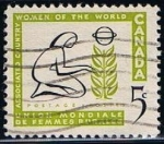 Stamps Canada -  Scott  385  Mujer Tejiendo