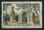 Sellos de Europa - Francia -  S855 - Ruinas Romanas en Saint-Remy