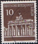 Stamps Germany -  BERLIN. PUERTA DE BRANDEBURGO