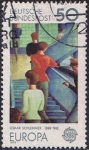 Stamps : Europe : Germany :  EUROPA 1975. PINTURAS DE OSCAR SCHLEMMER. LA ESCALERA BAUHAUS, 1935