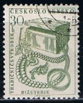 Sellos de Europa - Checoslovaquia -  Scott  736  Joyeria
