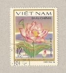Sellos de Asia - Vietnam -  Flor Nelubium niciferum
