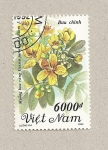 Sellos de Asia - Vietnam -  Flor Cassia surattensis