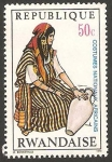 Stamps Rwanda -  348 - llevando agua, Sur de Túnez