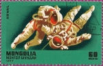 Stamps : Asia : Mongolia :  Sir Isaac Newton (1642-1727): Astronautas en el Espacio.