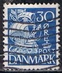 Sellos de Europa - Dinamarca -  Scott  236  Carabela