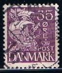 Sellos de Europa - Dinamarca -  Scott  237  Carabela