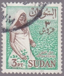 Stamps Africa - Sudan -  recolectora de algodon