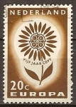 Stamps : Europe : Netherlands :  Europa-flor estilizada con la CEPT