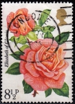 Stamps : Europe : United_Kingdom :  Isabel de Glamis. Rosas en racimo	