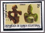 Sellos de Africa - Guinea Ecuatorial -  Scott  78  Gacela negra y Mujer