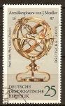 Stamps : Europe : Germany :  "Globos terrestres y celestes". Esfera Armilar de J.Moeller, 1687 (DDR).