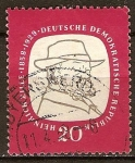 Sellos de Europa - Alemania -  Heinrich Zille 1858-1929 autoretrato de Zille (DDR).