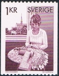 Stamps Sweden -  SERIE BÁSICA. BORDADORA DE ENCAJES. Y&T Nº 918