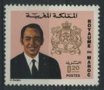 Stamps : Africa : Morocco :  S280 - Rey Hassan II y Escudo de Armas