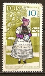 Stamps Germany -  Trajes de fiesta sorabo.Hoyerswerda-DDR.