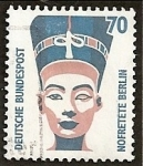 Stamps : Europe : Germany :  Monumentos y curiosidades. Cabeza de Nefertiti. Museo de Egipto, en Berlín.