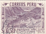 Stamps Peru -  andenes de pisac cusco sistema incaico para el cultivo del maiz