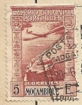 Stamps Africa - Mozambique -  Avión