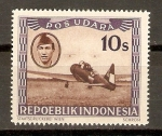 Stamps Indonesia -  PILOTO   JEFE   SURYADI   SURYDARMA   Y   AEROPLANO   