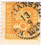 Stamps Sweden -  CORNETA DE POSTAS Y CORONA. DENT 10 VERT 1920-24 Y&T Nº 137