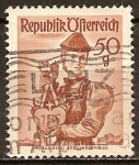 Stamps Austria -  Trajes folklóricos de Austria.
