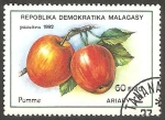 Stamps Madagascar -  fruta manzana