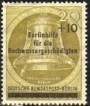 Stamps : Europe : Germany :  Ayuda para el pueblo de Berlín perjudicados por las inundaciones.