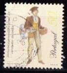 Stamps : Europe : Portugal :  Profesiones. Vendedor de loza