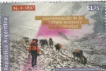 Stamps Argentina -  conmemoración de la primera ascensión al Aconcagua