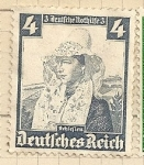 Stamps Europe - Germany -  Trajes regionales