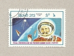 Sellos de Asia - Laos -  25 aniv. primer hombre en el espacio