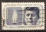 Stamps United States -  John Fitzgerald Kennedy  y el resplandor de esa llama podrá en verdad iluminar al mundo.