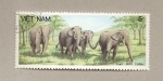 Sellos de America - Vietnam -  Manada de elefantes