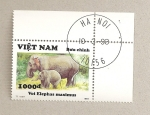Sellos de Asia - Vietnam -  elephas maximus