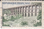 Sellos de Europa - Francia -  Acueducto de Chaumont