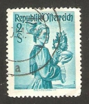 Stamps Austria -  752 - traje típico de Haute