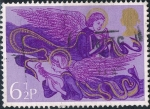 Stamps : Europe : United_Kingdom :  NAVIDAD 1975. ÁNGELES MÚSICOS. Y&T Nº 770