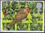 Stamps : Europe : United_Kingdom :  NAVIDAD 1995. DECORACIONES EN PUERTAS. PETIRROJO SOBRE VERJA. M 1597