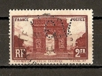 Stamps : Europe : France :  Arco del Triunfo.- Perforado (CV).