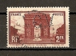Sellos del Mundo : Europa : Francia : Arco del Triunfo.- Perforado (CV).