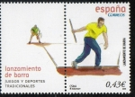 Stamps : Europe : Spain :  4415- Juegos y deportes tradicionales. Lanzamiento de barra.