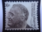 Sellos de America - Estados Unidos -  Franklin  Delano roosevelt (1882-1945) 32th president of the U.S.A.