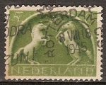Sellos de Europa - Holanda -  Viejos símbolos germánicos (Rampante caballos).