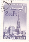Stamps Hungary -  Avión sobrevolando- Viena 