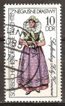 Sellos de Europa - Alemania -  Trajes de fiesta - sorabo (DDR).