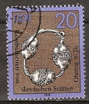 Stamps Germany -  Tesoros de sitios eslavos(Pendiente del siglo X)DDR.