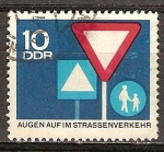 Sellos de Europa - Alemania -  ojos abiertos en el tráfico por carretera-DDR