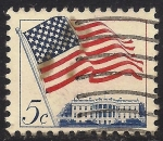 Stamps : America : United_States :  Bandera  de EE.UU. sobre la Casa Blanca.
